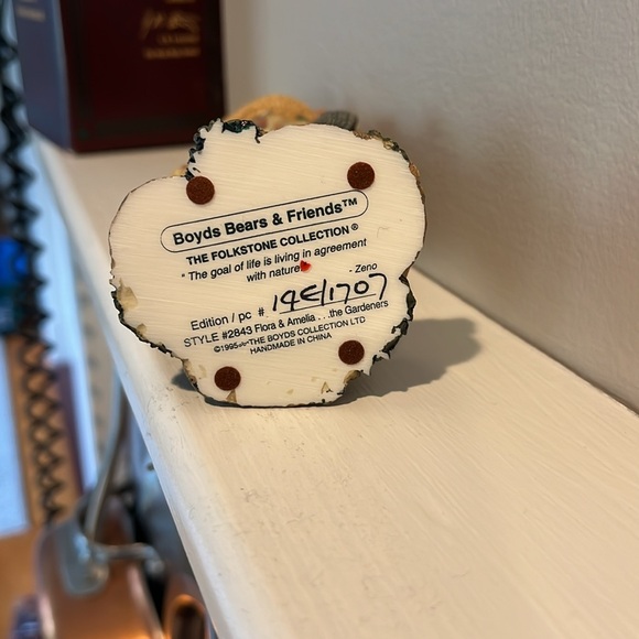 Boyds Bears & Friends, The Folkstone Collection, Flora & Amelia…The Gardeners - Picture 3 of 4